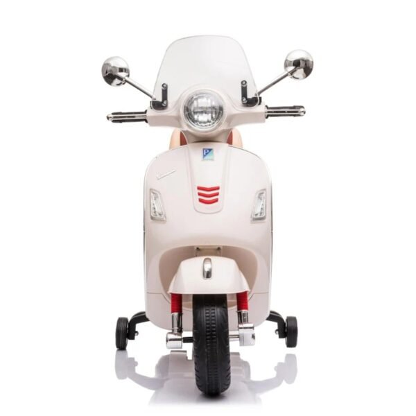 Giaquinto Vespa GTS Bianca